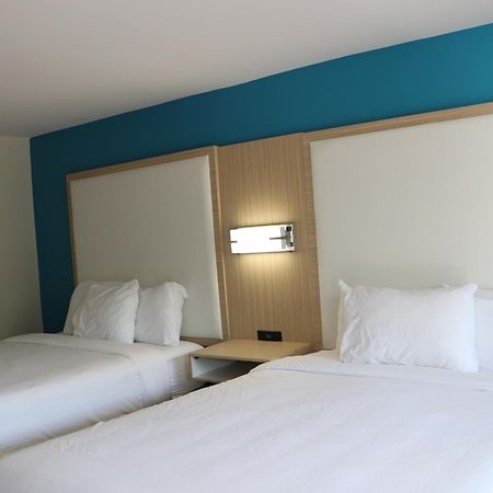 Sunbird Cape Cod Annex Hotell West Yarmouth Exteriör bild