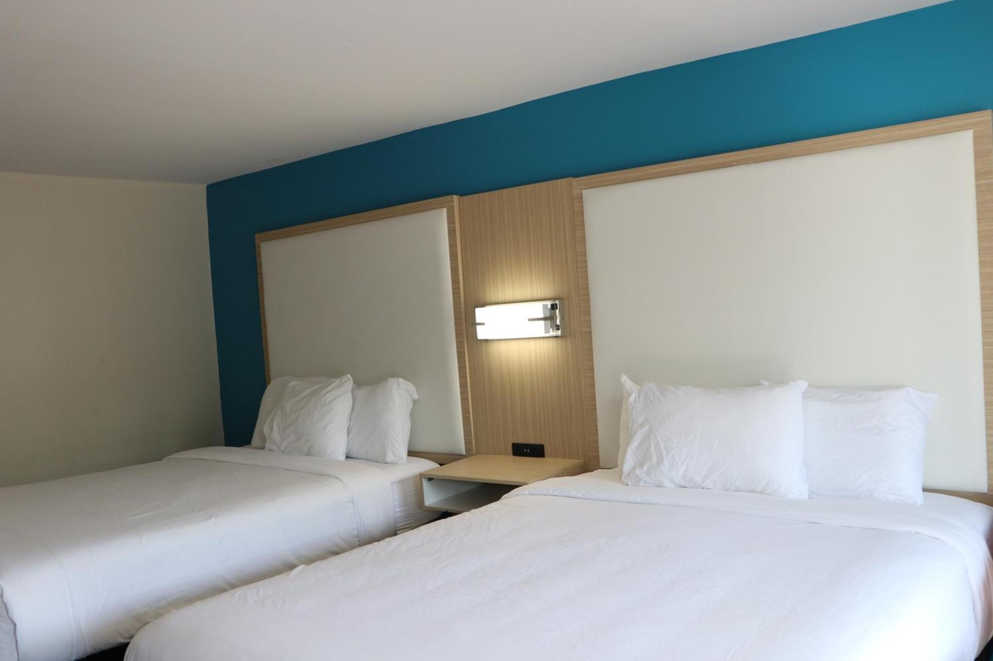 Sunbird Cape Cod Annex Hotell West Yarmouth Exteriör bild