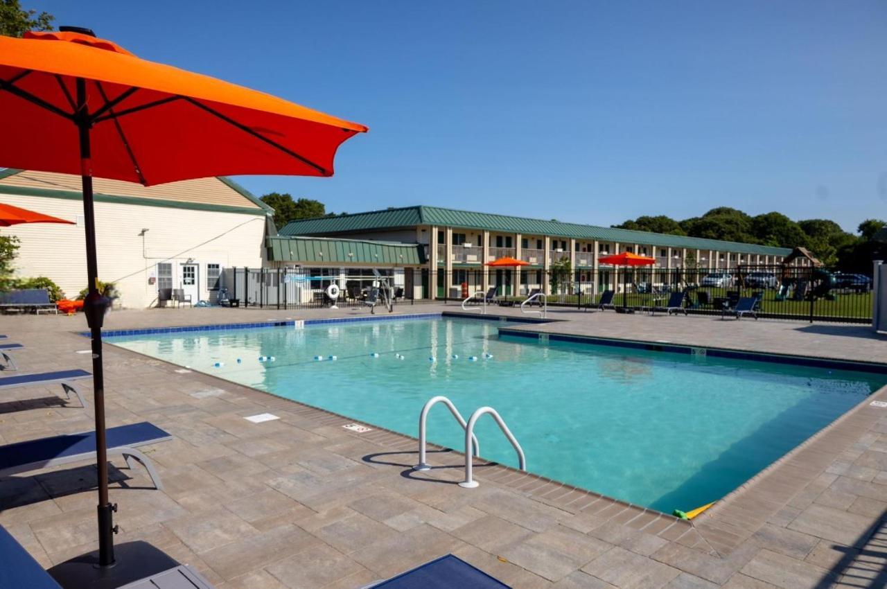 Sunbird Cape Cod Annex Hotell West Yarmouth Exteriör bild